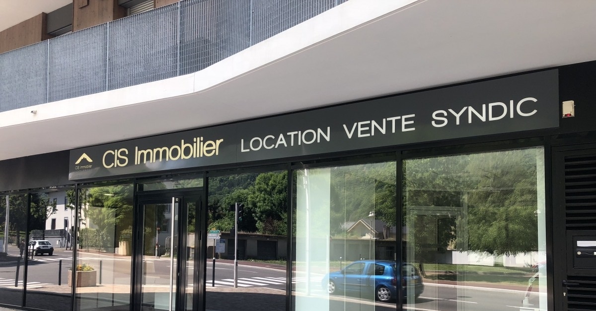 enseigne vitrine extérieure